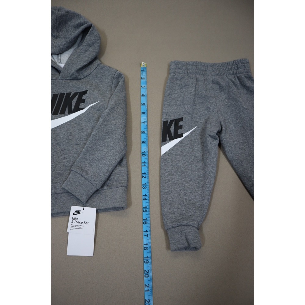 Nike Toddler Boys Club Pullover and Joggers Set Siz 2T - Picture 4 of 8